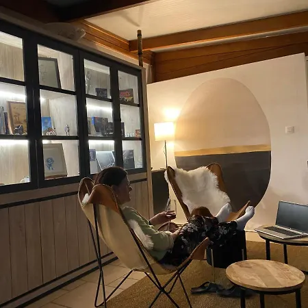 La Couette Du Voyageur Panzió Wanze