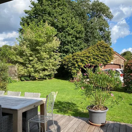 Bed and Breakfast La Couette Du Voyageur 4*